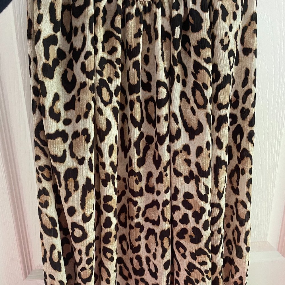 LOFT size small Leopard print long sleeve shirt